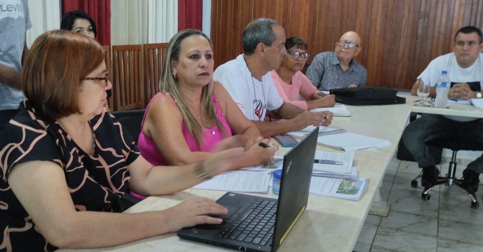Moa: Rinde cuenta la dirección municipal de vivienda ante el Consejo de la Administración 