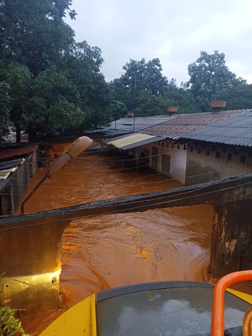Fuertes lluvias provocan inundaciones en Moa